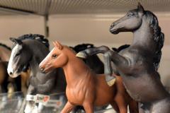 große Auswahl an SCHLEICH-Figuren